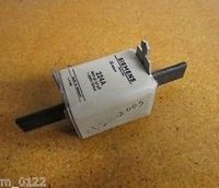 Ela Eletro Araguari FUSIVEL NH 3NA3 242 2 224A  >7R FUSIVEL SIEMENS