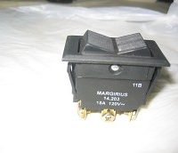 Ela Eletro Araguari INT.14203 A2FB2FP1Q BIP.15A(1988) >4C INTERRUPTOR MAR GIRIUS