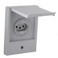 Ela Eletro Araguari TOM.064218 2P+T 10A PB (AQUATIC)>1A TOMADA PIAL